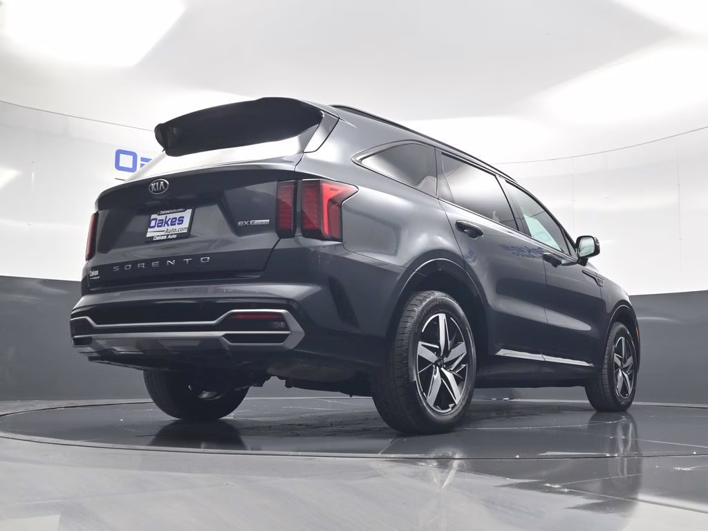 2021 Gravity Gray Kia Sorento EX FWD SUV
