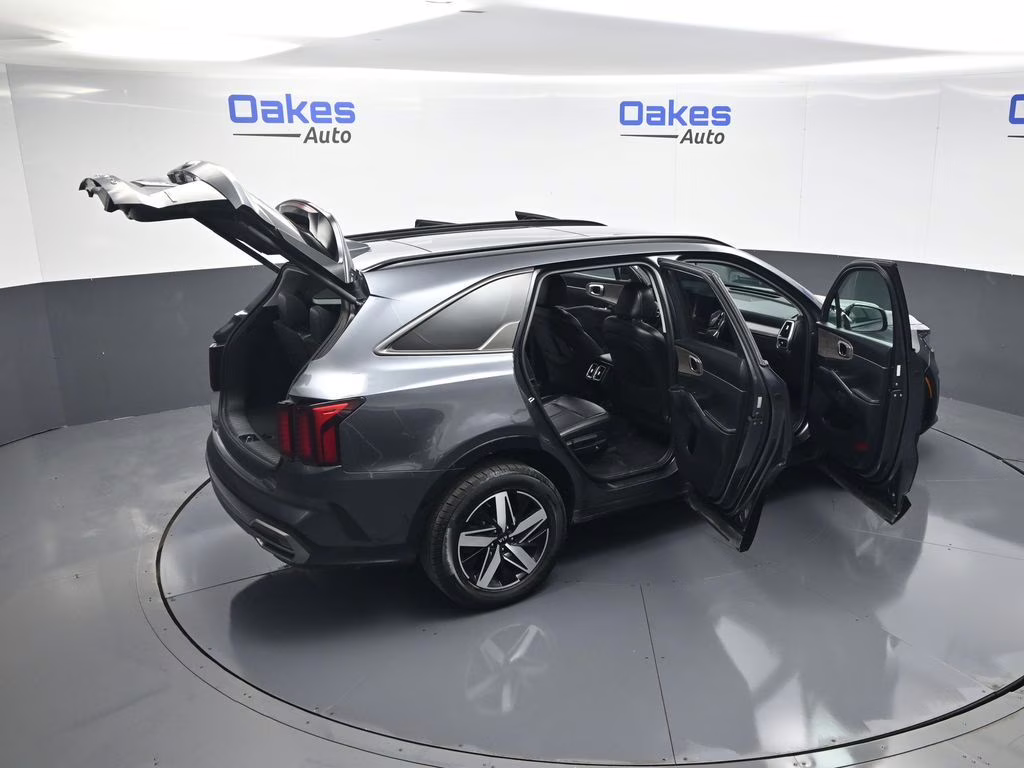 2021 Gravity Gray Kia Sorento EX FWD SUV