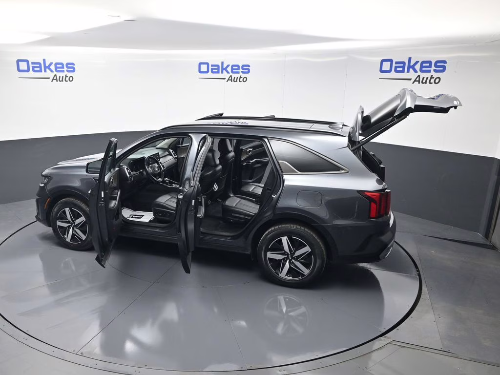 2021 Gravity Gray Kia Sorento EX FWD SUV