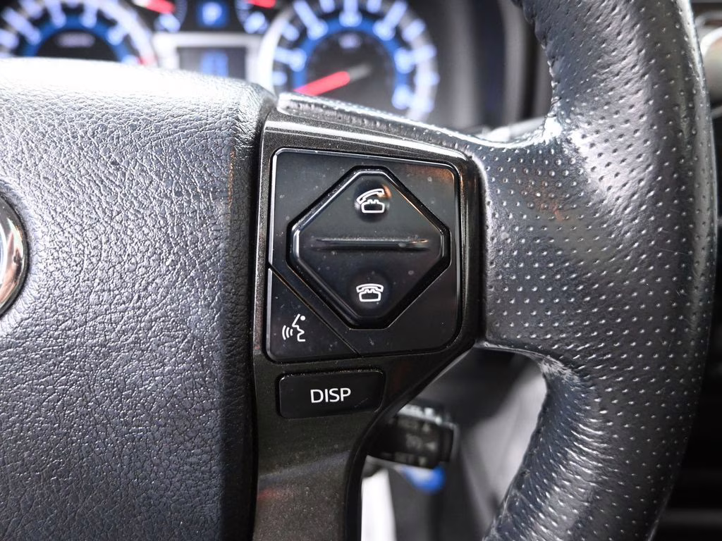 2018 Super White Toyota 4Runner TRD Off-Road Premium 4X4 SUV