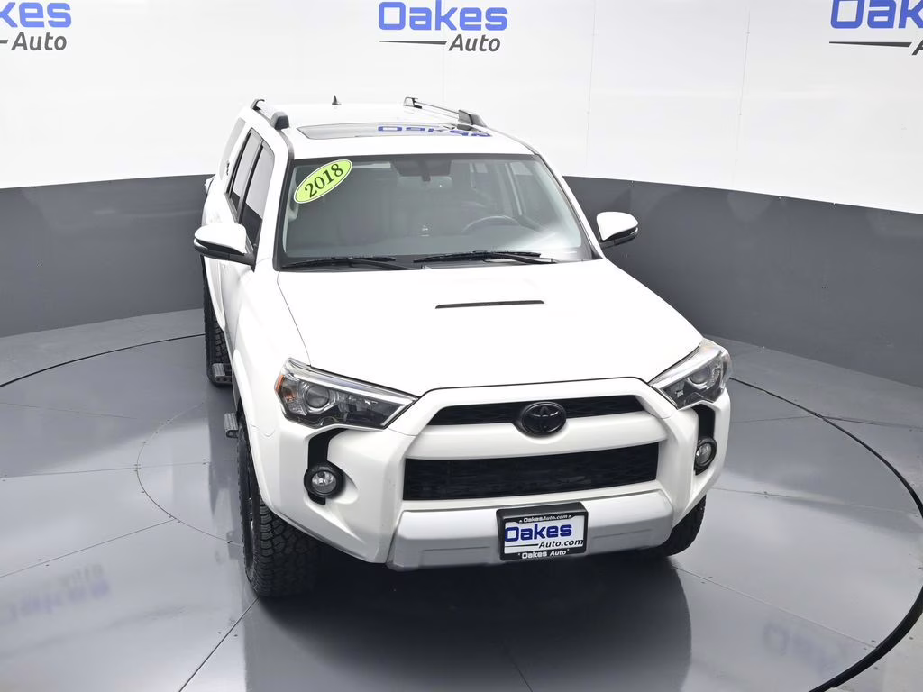 2018 Super White Toyota 4Runner TRD Off-Road Premium 4X4 SUV