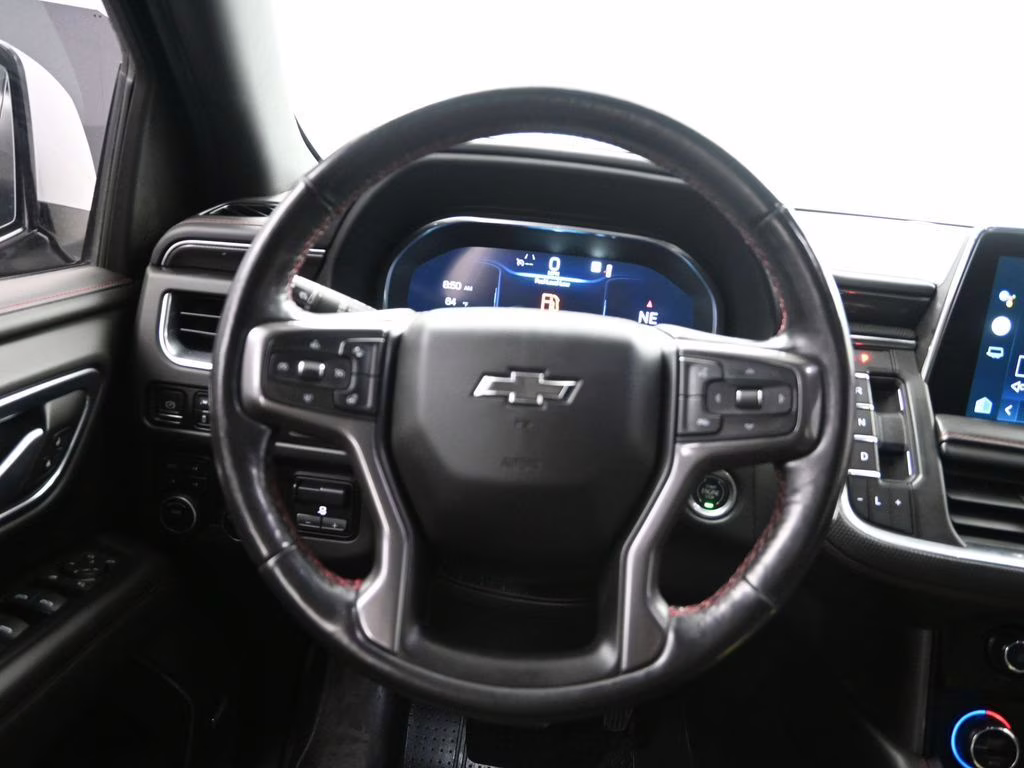 2022 Iridescent Pearl Tricoat Chevrolet Suburban RST 4X4 SUV