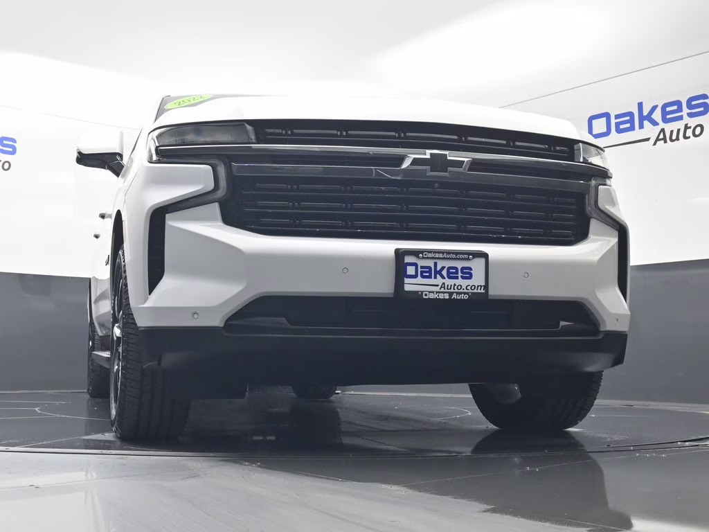 2022 Iridescent Pearl Tricoat Chevrolet Suburban RST 4X4 SUV