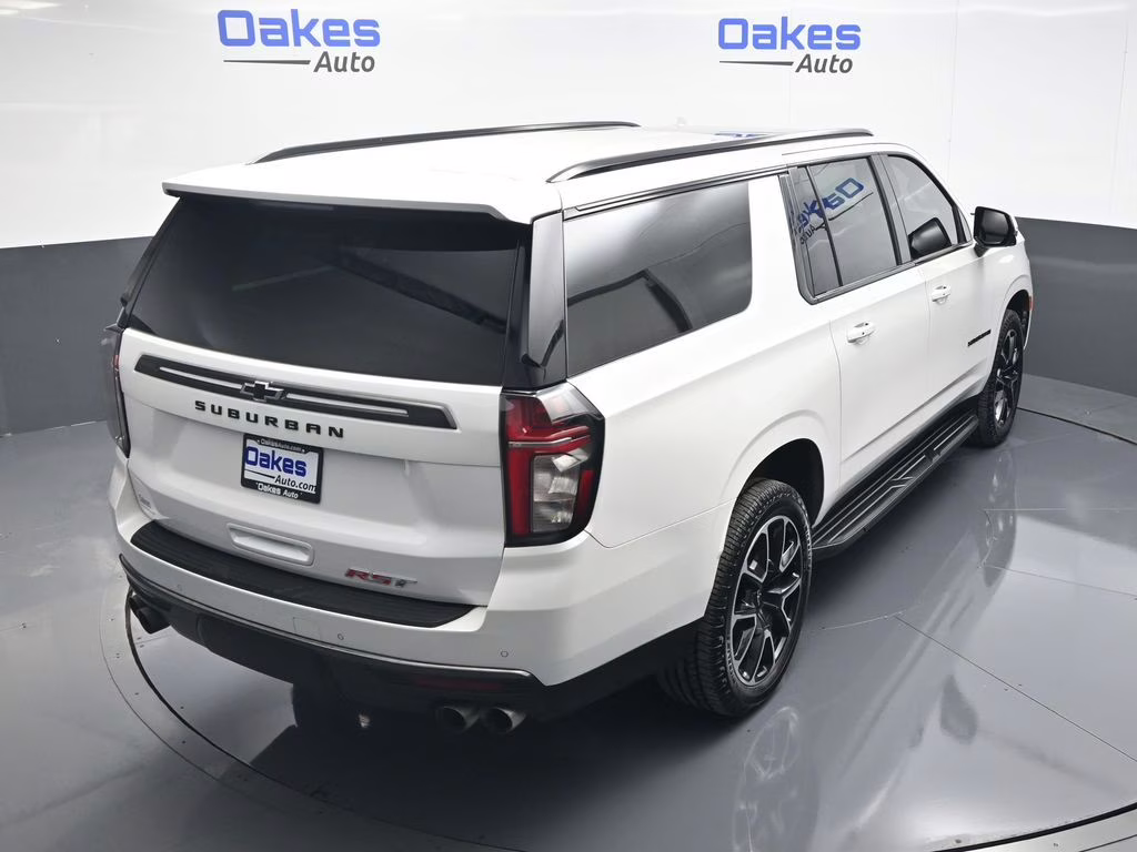 2022 Iridescent Pearl Tricoat Chevrolet Suburban RST 4X4 SUV
