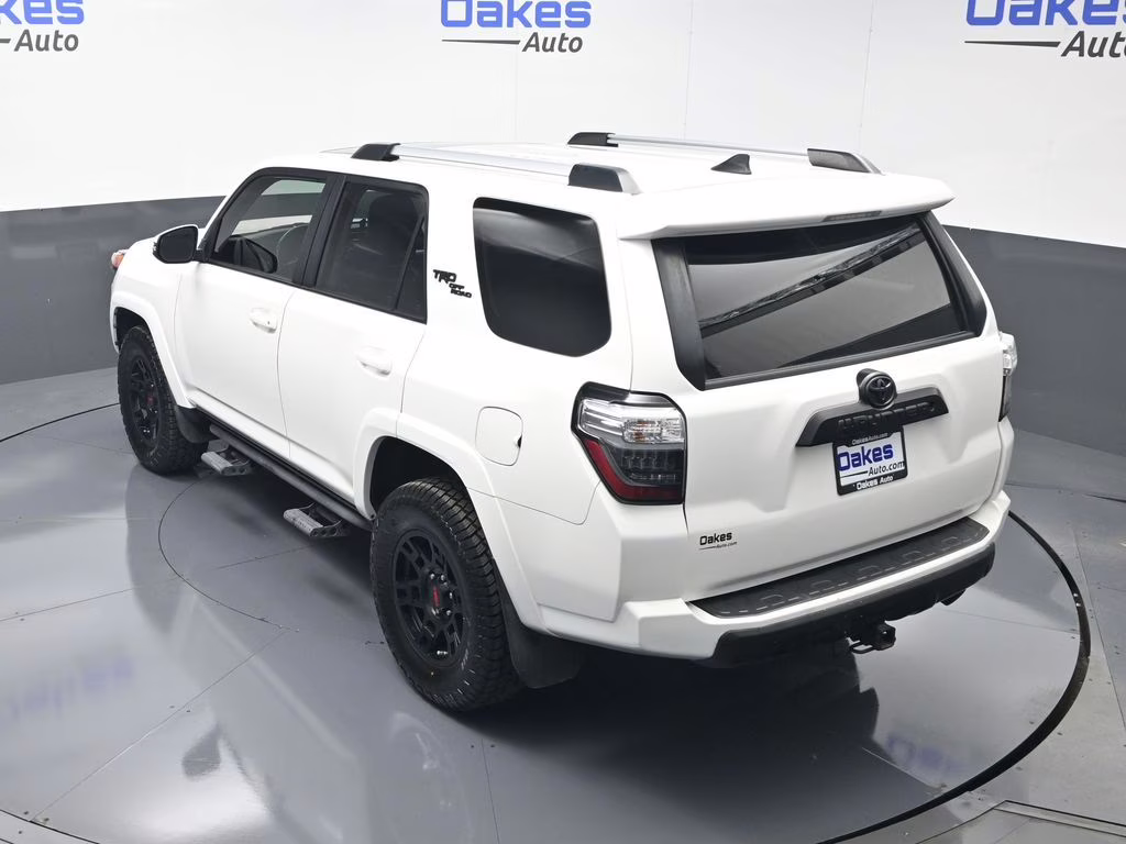 2018 Super White Toyota 4Runner TRD Off-Road Premium 4X4 SUV