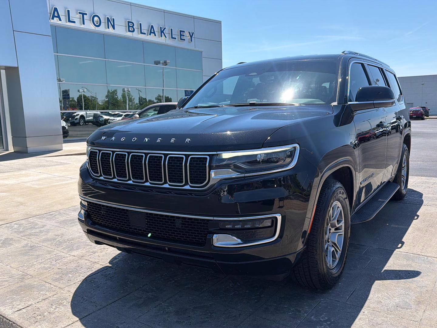 2024 Diamond Black Crystal Pearlcoat Jeep Wagoneer 4X4 4X4 SUV
