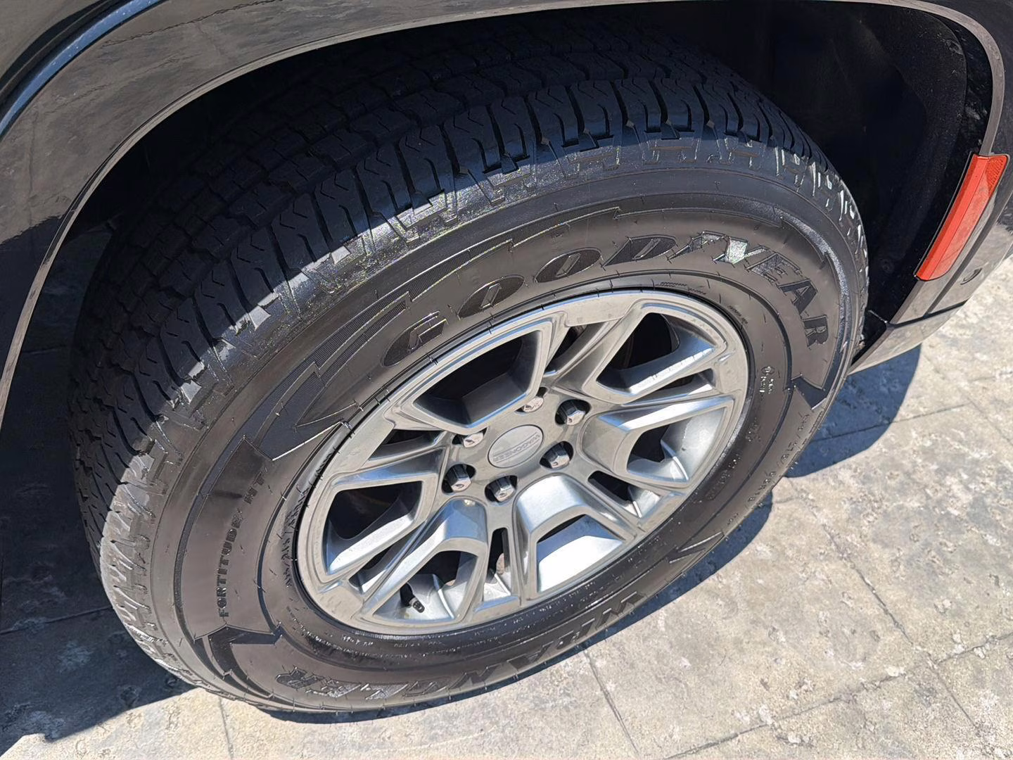 2024 Diamond Black Crystal Pearlcoat Jeep Wagoneer 4X4 4X4 SUV