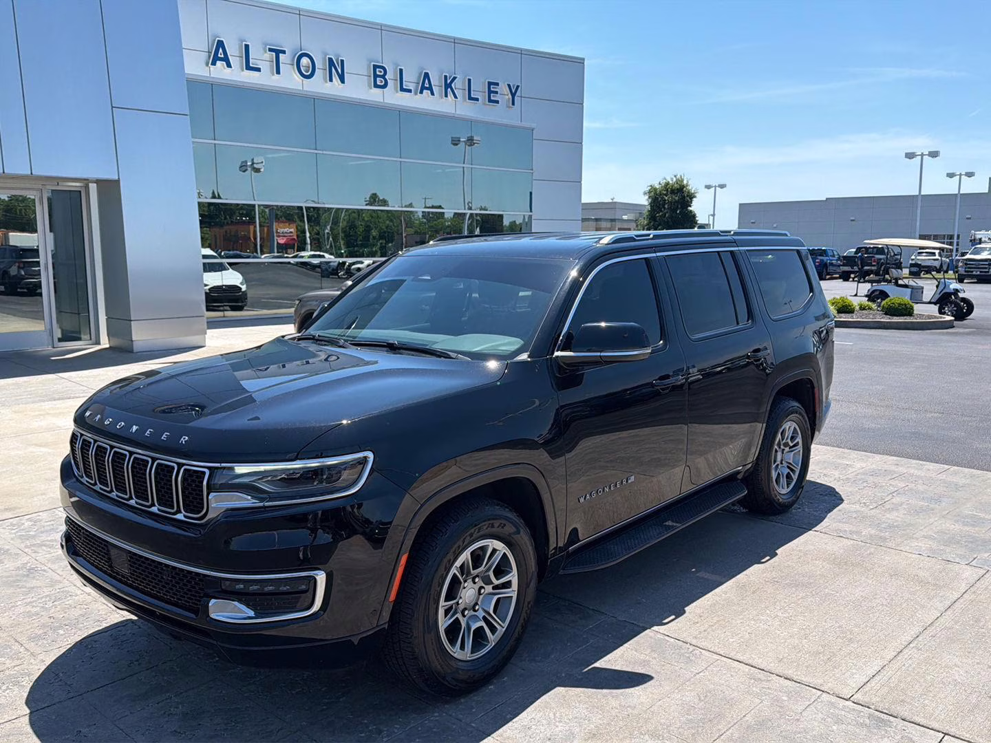2024 Diamond Black Crystal Pearlcoat Jeep Wagoneer 4X4 4X4 SUV