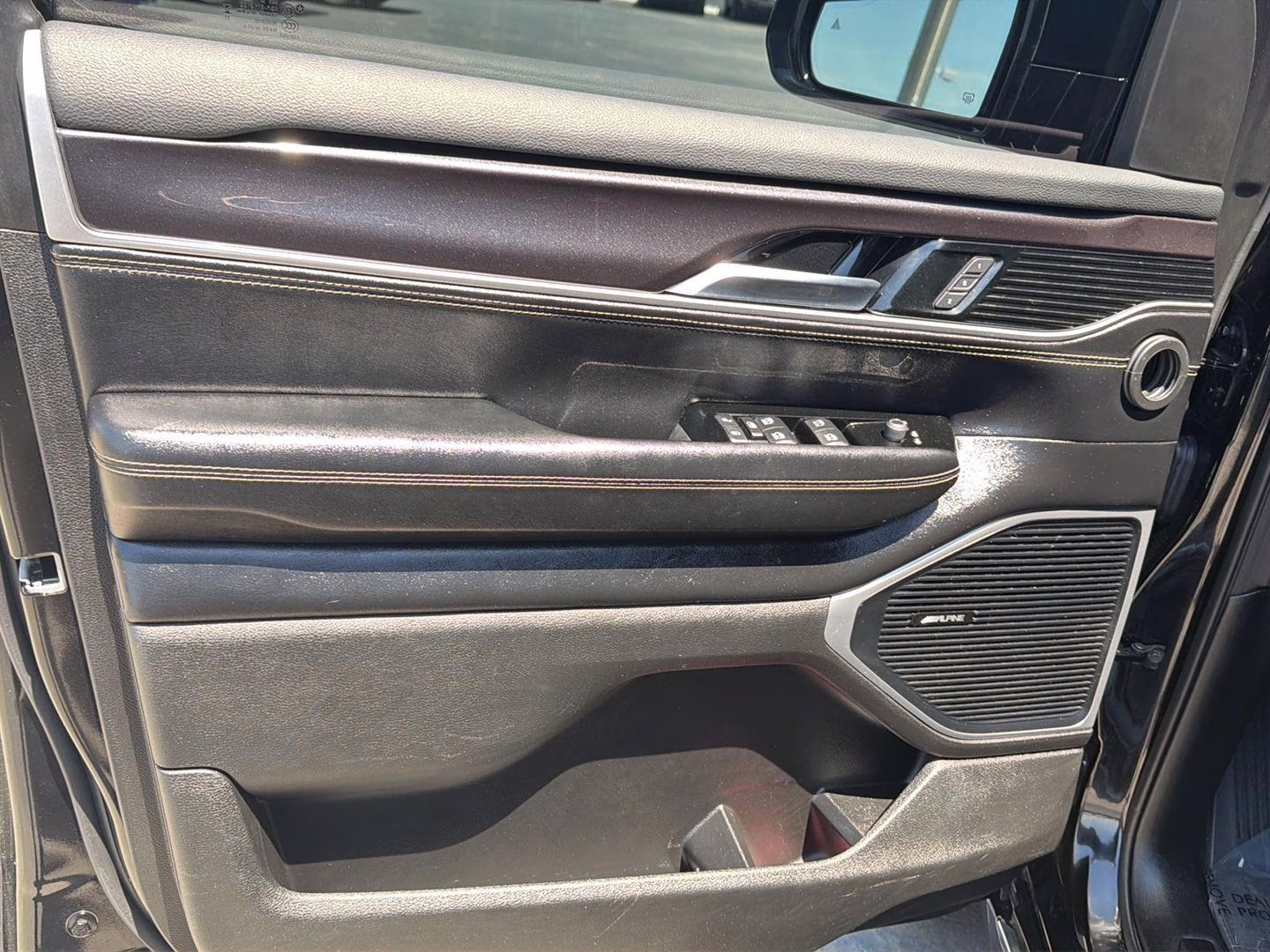 2024 Diamond Black Crystal Pearlcoat Jeep Wagoneer 4X4 4X4 SUV