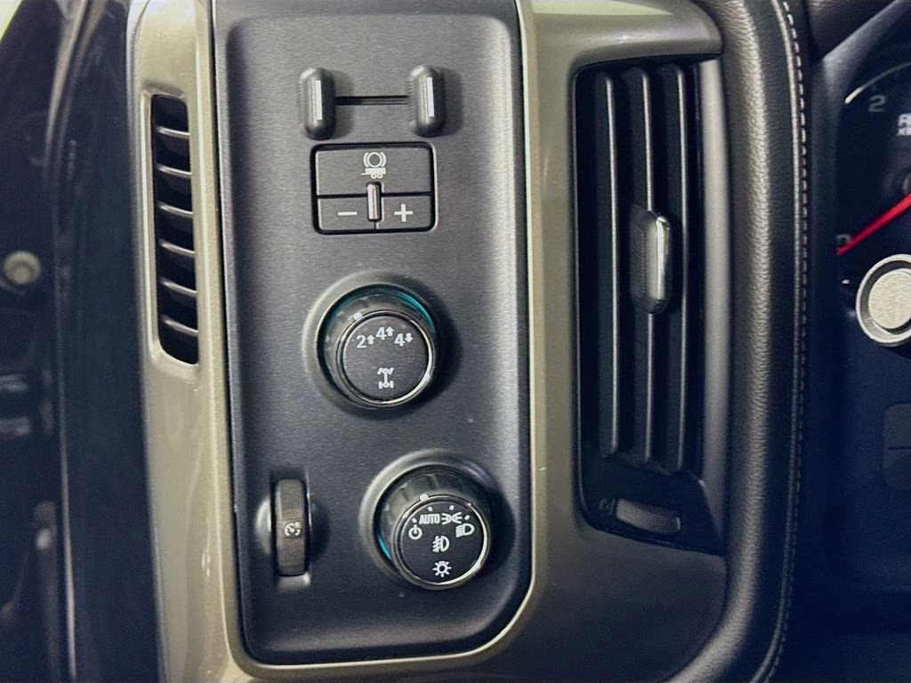 2018 Black Chevrolet Silverado 2500HD High Country 4X4 Truck