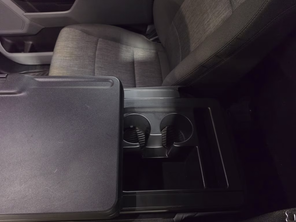 2023 Oxford White Ford F-150 XL 4X4 Truck