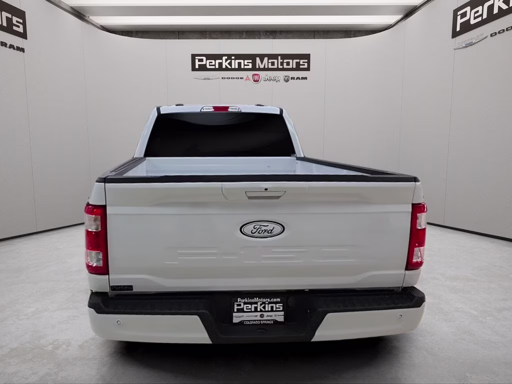 2023 Oxford White Ford F-150 XL 4X4 Truck