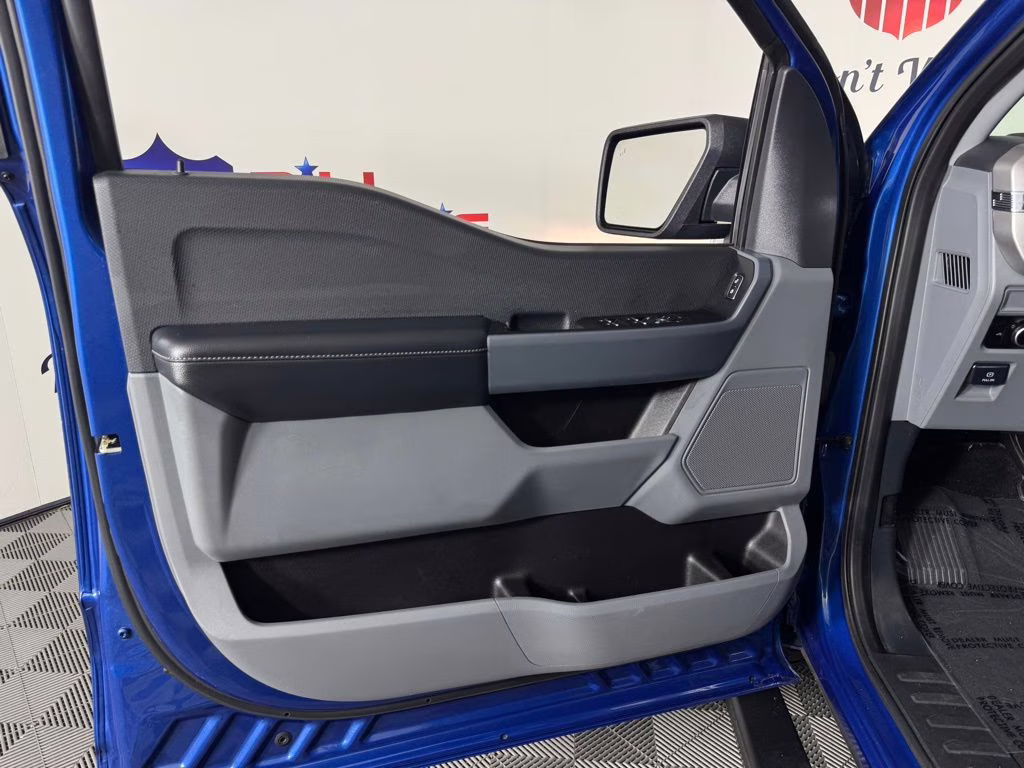 2023 Blue Metallic Ford F-150 XLT RWD Truck