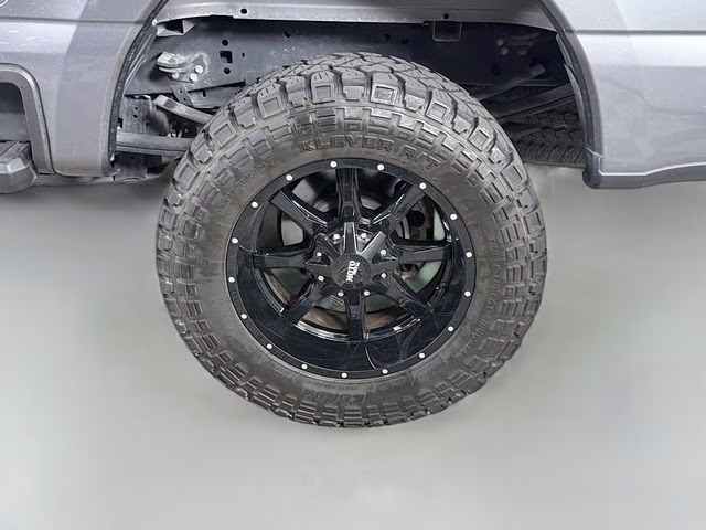 2023 Gray Metallic Ford Super Duty F-250 SRW XLT 4X4 Truck