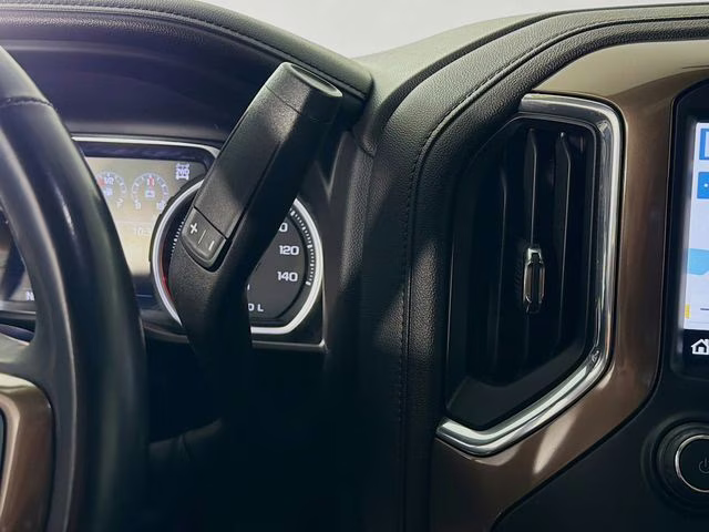 2023 Pearl Chevrolet Silverado 2500HD High Country 4X4 Truck