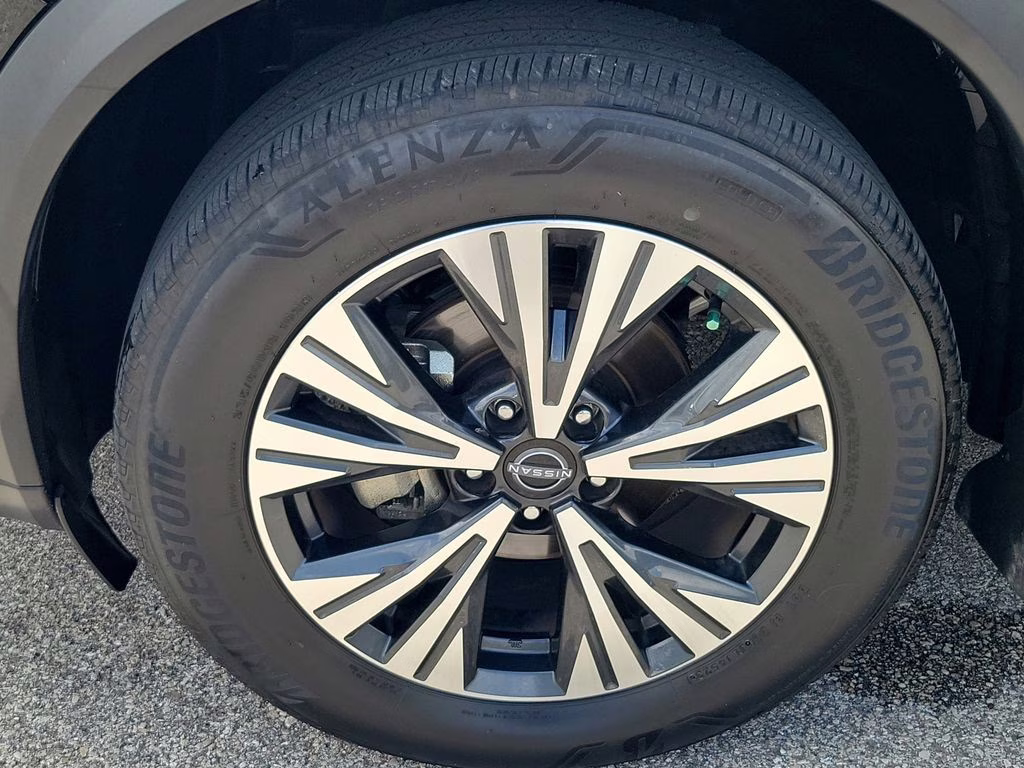 2023 Super Black Nissan Rogue SV FWD SUV