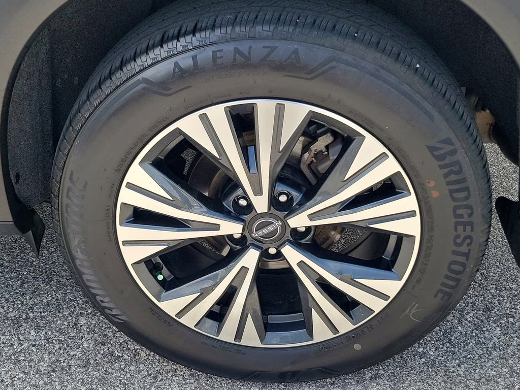 2023 Super Black Nissan Rogue SV FWD SUV