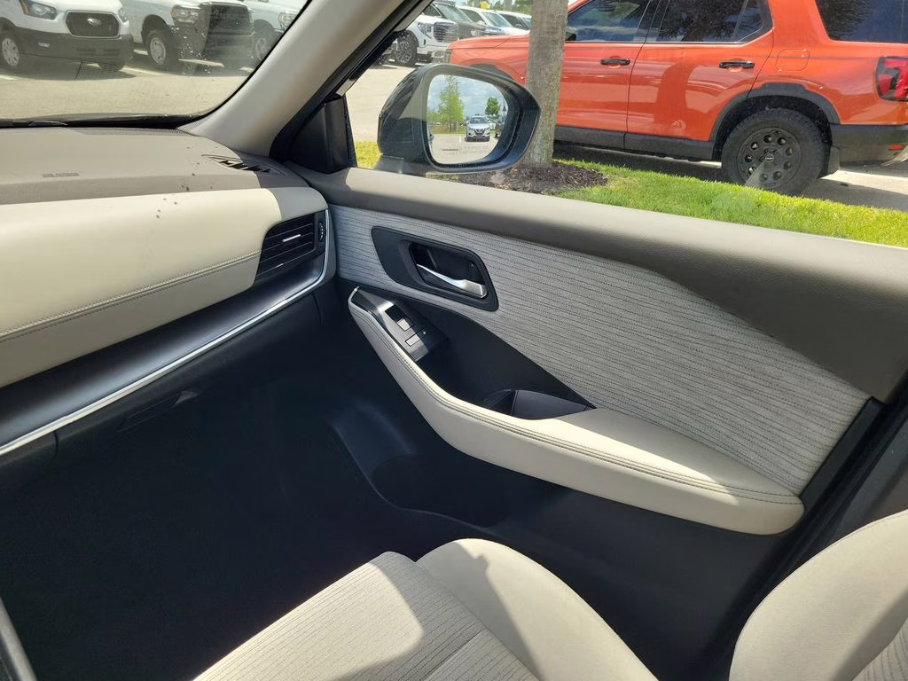 2023 Super Black Nissan Rogue SV FWD SUV