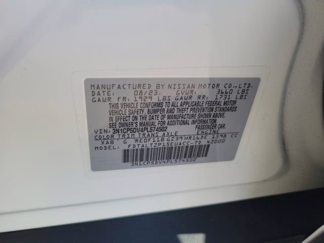 2023 Aspen White Nissan Kicks SR FWD SUV