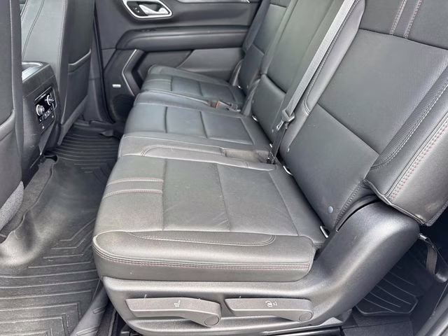 2021 Summit White Chevrolet Suburban RST RWD SUV