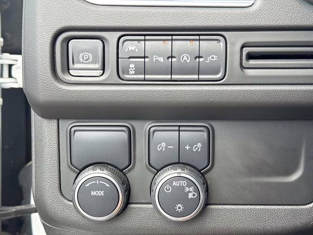 2021 Summit White Chevrolet Suburban RST RWD SUV