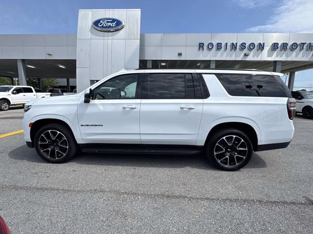 2021 Summit White Chevrolet Suburban RST RWD SUV