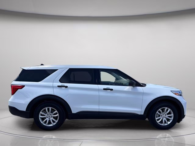 2021 Oxford White Ford Explorer Base RWD SUV