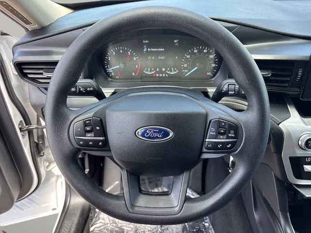 2021 Oxford White Ford Explorer Base RWD SUV