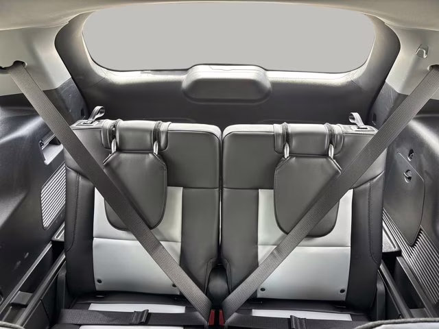 2023 Blue Metallic Ford Explorer XLT RWD SUV