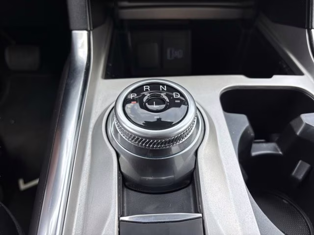 2023 Blue Metallic Ford Explorer XLT RWD SUV