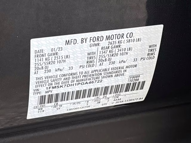 2023 Blue Metallic Ford Explorer XLT RWD SUV