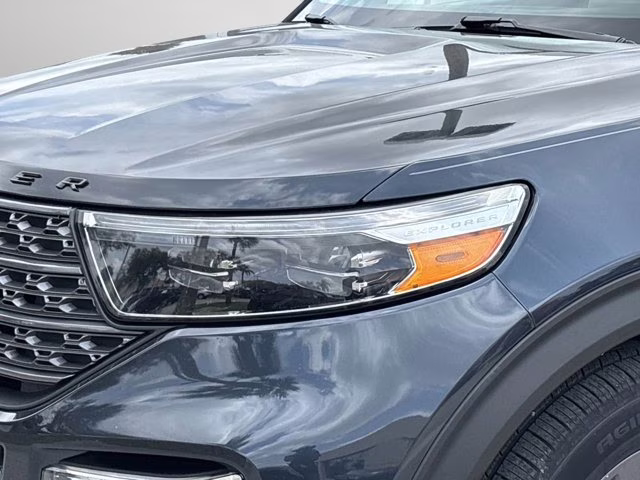 2023 Blue Metallic Ford Explorer XLT RWD SUV