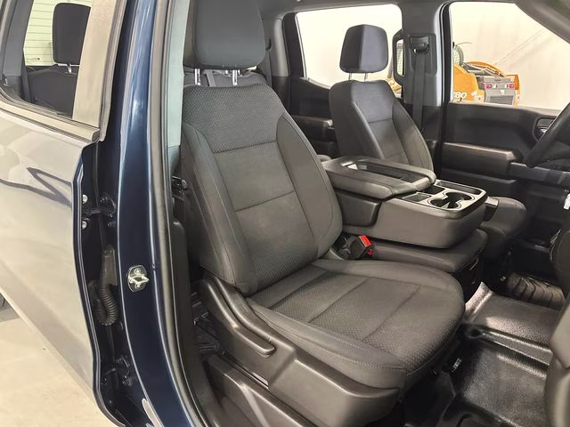 2022 Pacific Blue Metallic GMC Sierra 1500 Pro 4X4 Truck
