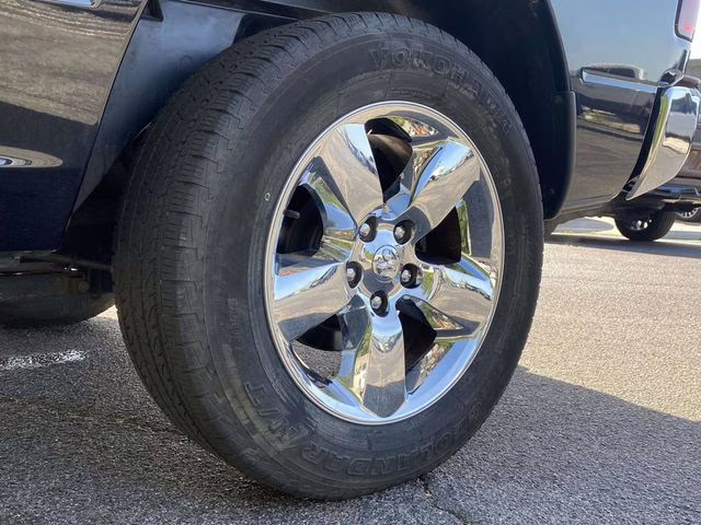 2018 Brilliant Black Crystal Pearlcoat Ram 1500 Big Horn 4X4 Truck