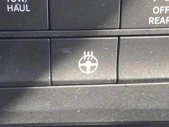 2018 Brilliant Black Crystal Pearlcoat Ram 1500 Big Horn 4X4 Truck