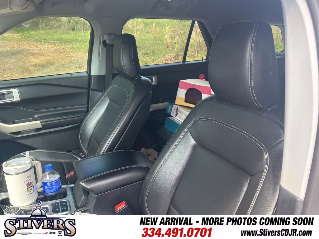 2020 Black Metallic Ford Explorer XLT RWD SUV