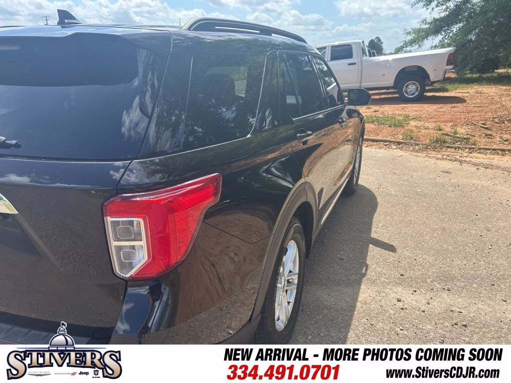 2020 Black Metallic Ford Explorer XLT RWD SUV