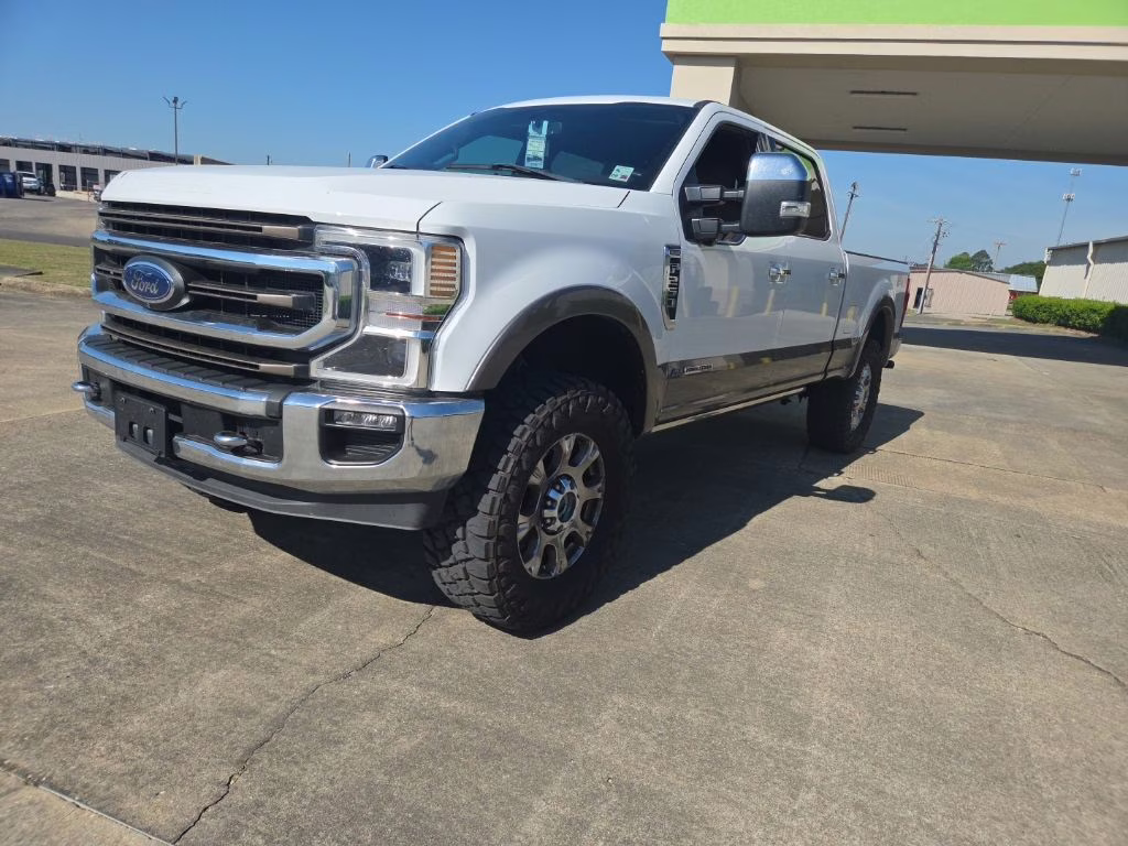 2022 Star White Metallic Tri-Coat Ford Super Duty F-250 SRW King Ranch 4X4 Truck