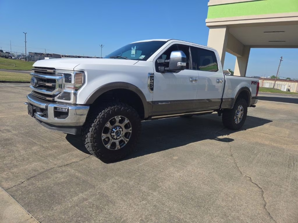 2022 Star White Metallic Tri-Coat Ford Super Duty F-250 SRW King Ranch 4X4 Truck