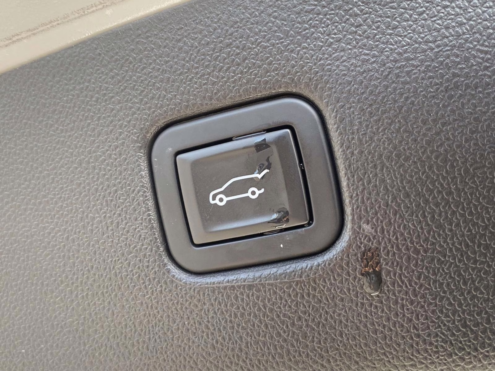 2019 Summit White Chevrolet Blazer Premier AWD SUV