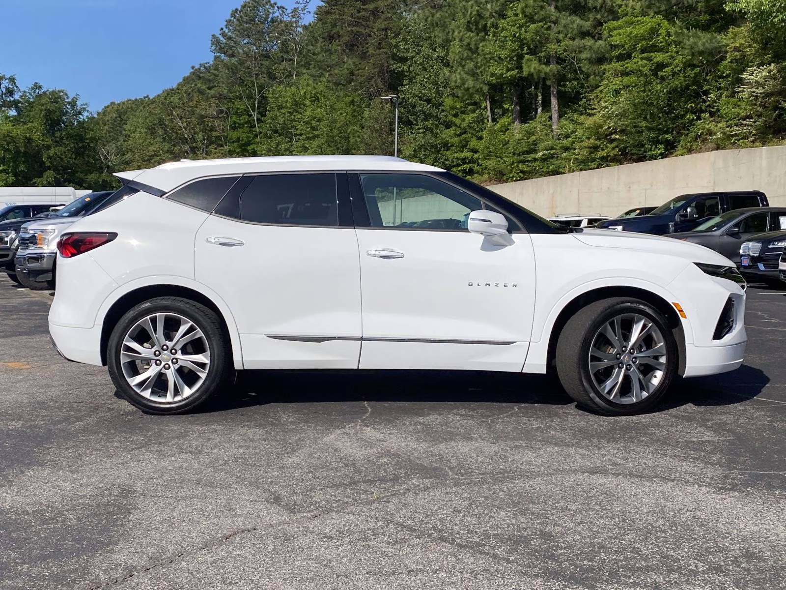 2019 Summit White Chevrolet Blazer Premier AWD SUV