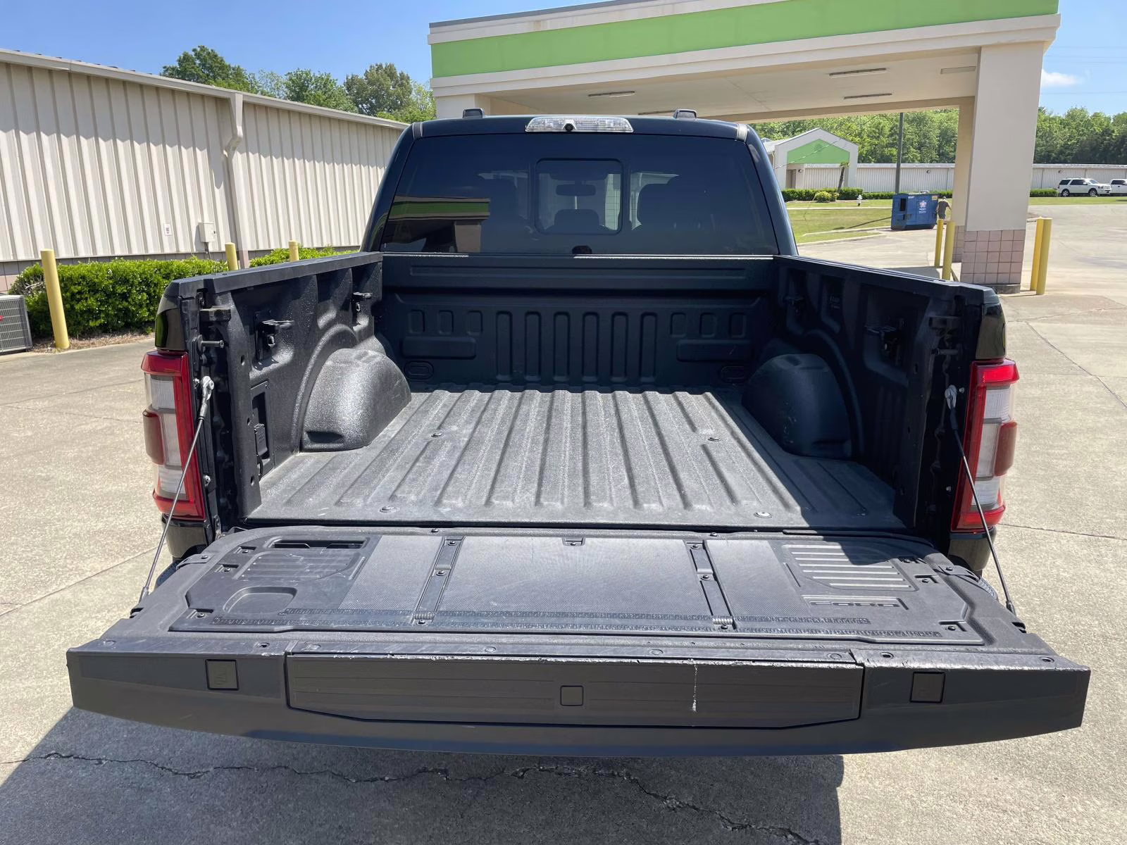 2022 Agate Black Metallic Ford F-150 Raptor 4X4 Truck