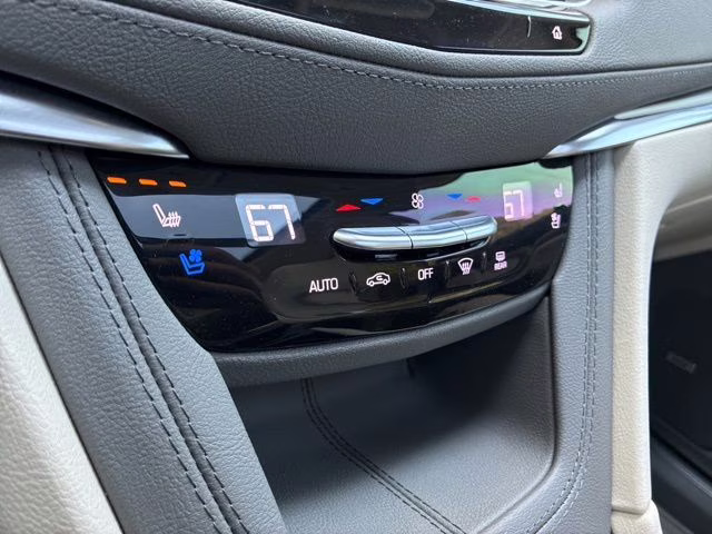 2025 Crystal White Tricoat Cadillac XT5 Premium Luxury FWD SUV