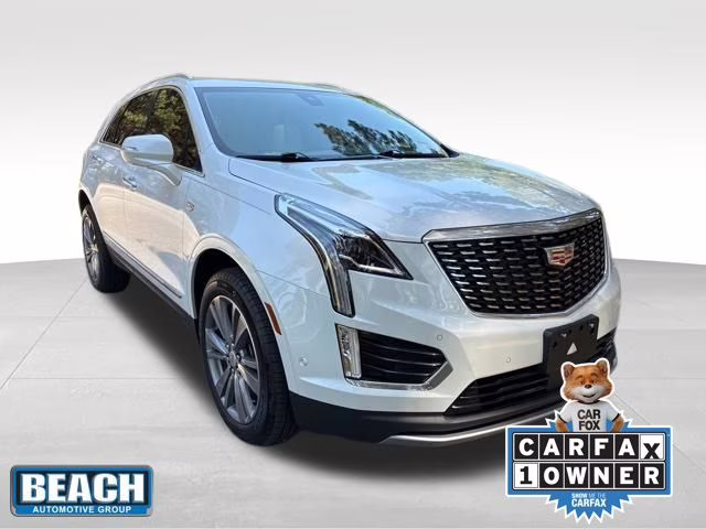 2025 Crystal White Tricoat Cadillac XT5 Premium Luxury FWD SUV
