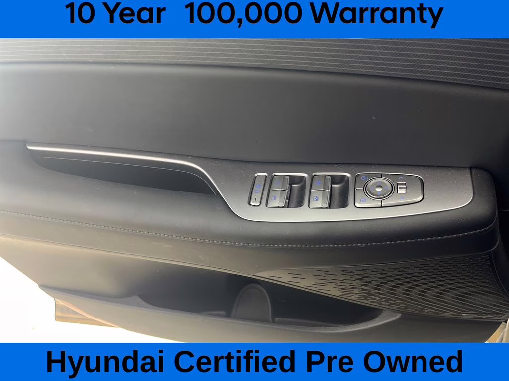 2025 Typhoon Silver Hyundai Palisade Limited FWD SUV