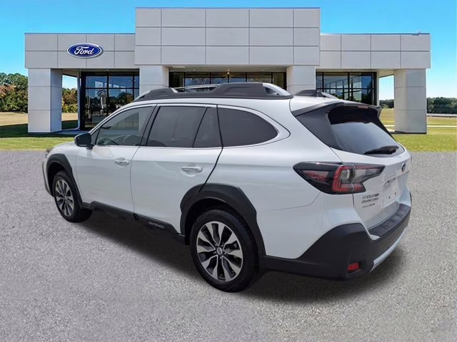 2025 Crystal White Pearl Subaru Outback Touring AWD SUV