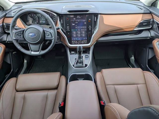 2025 Crystal White Pearl Subaru Outback Touring AWD SUV