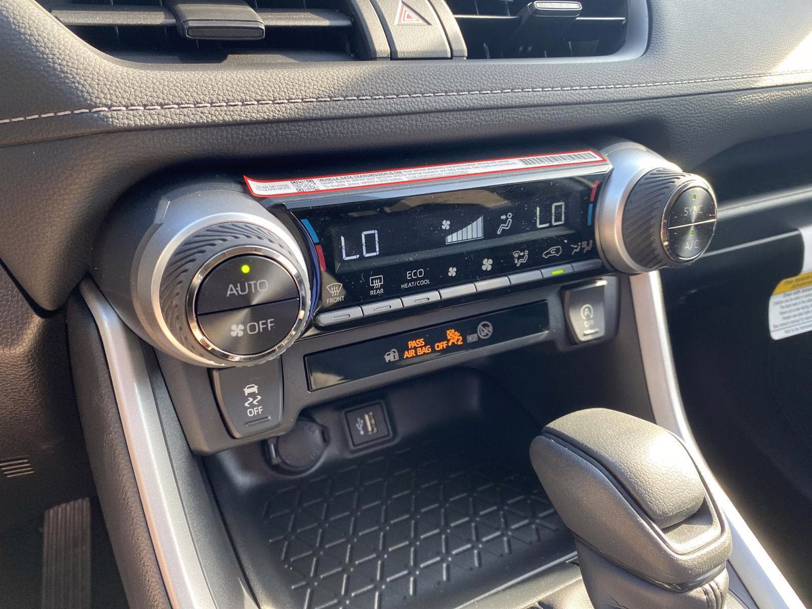 2025 Magnetic Gray Metallic Toyota RAV4 XLE AWD SUV