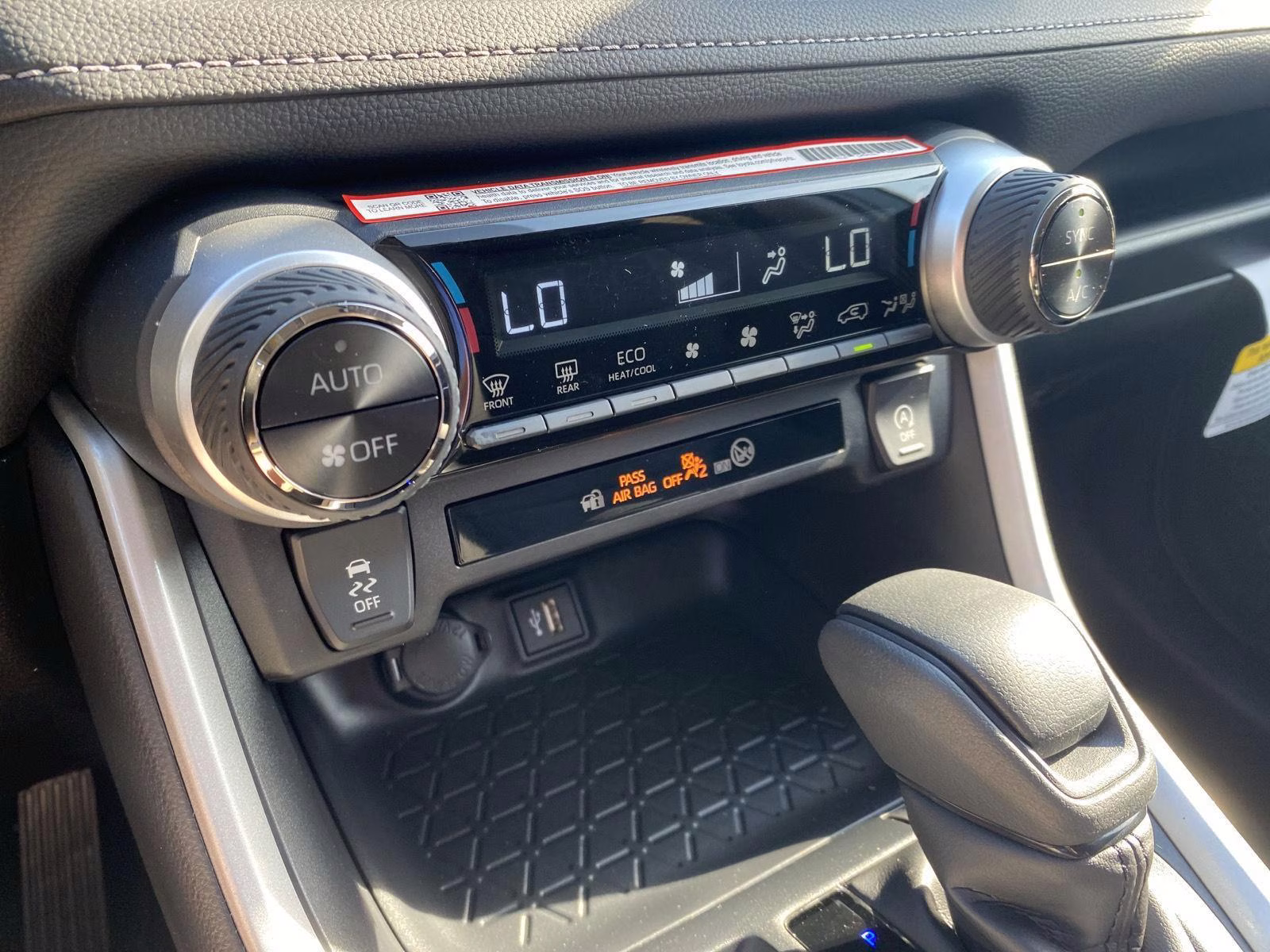 2025 Magnetic Gray Metallic Toyota RAV4 XLE AWD SUV