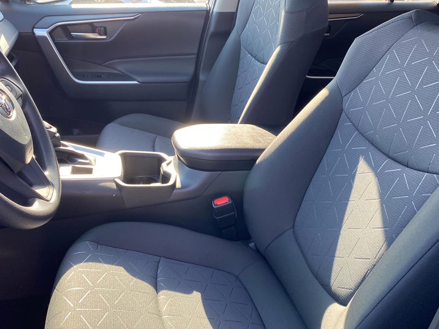 2025 Silver Sky Metallic Toyota RAV4 XLE AWD SUV